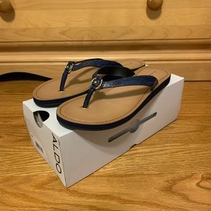 NWT Aldo Dorsten Flat Sandal Navy Women’s Size 8